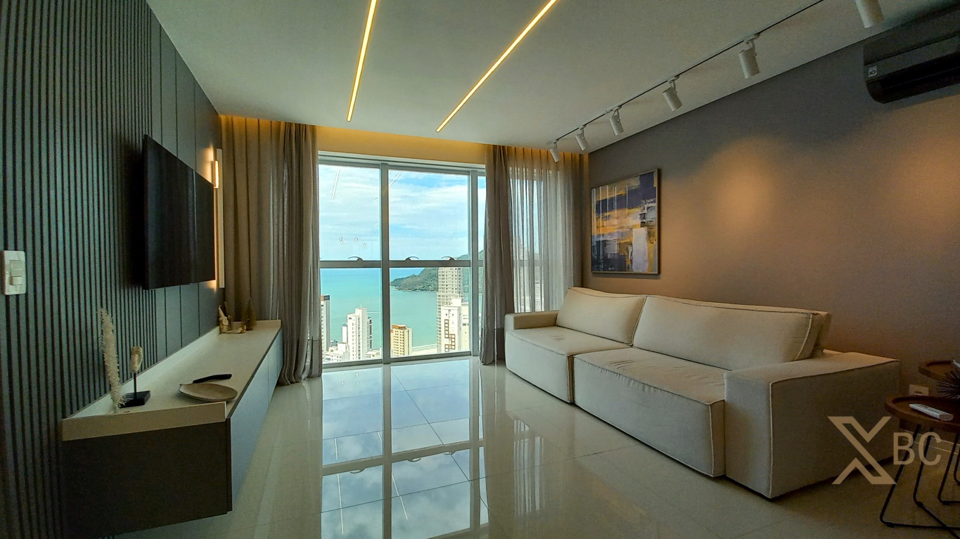 Apartamento Vista Mar à Venda no Phoenix Tower - Barra Sul, Balneário Camboriú