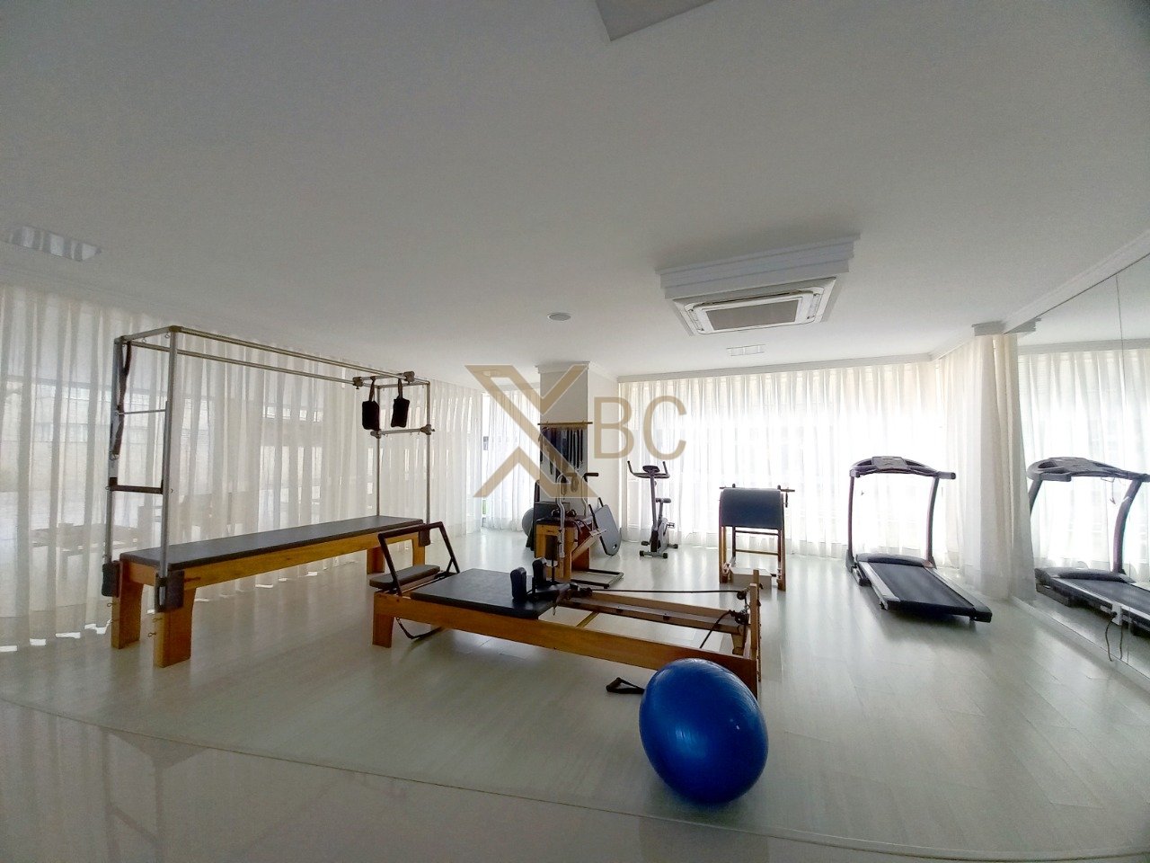 Apartamento 2 dormitórios em Nações Balneário Camboriú