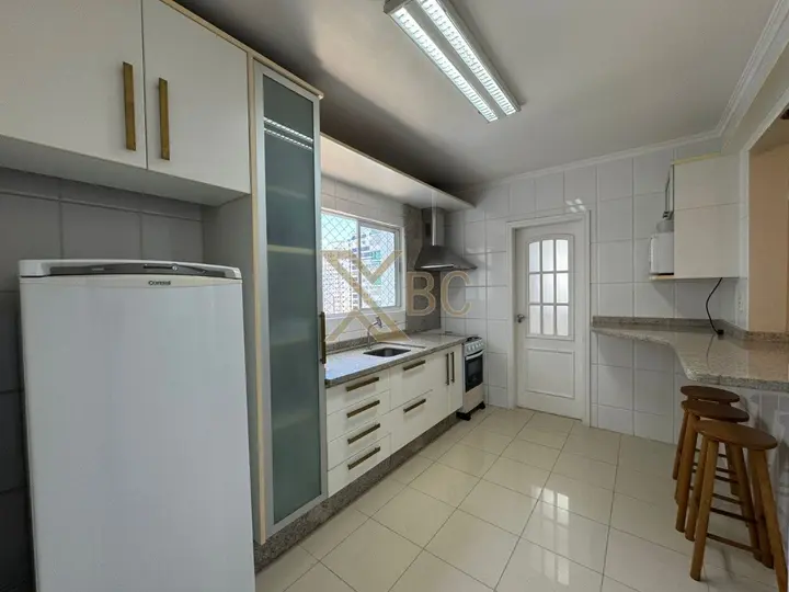 Apartamento à Venda no Residencial Moradas do Bosque - 2 Dormitórios (1 Suíte) no Centro de Balneário Camboriú