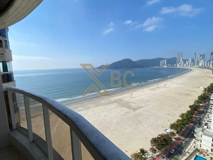 Apartamento à Venda no Edifício Marquês de Olinda - Av. Atlântica BC