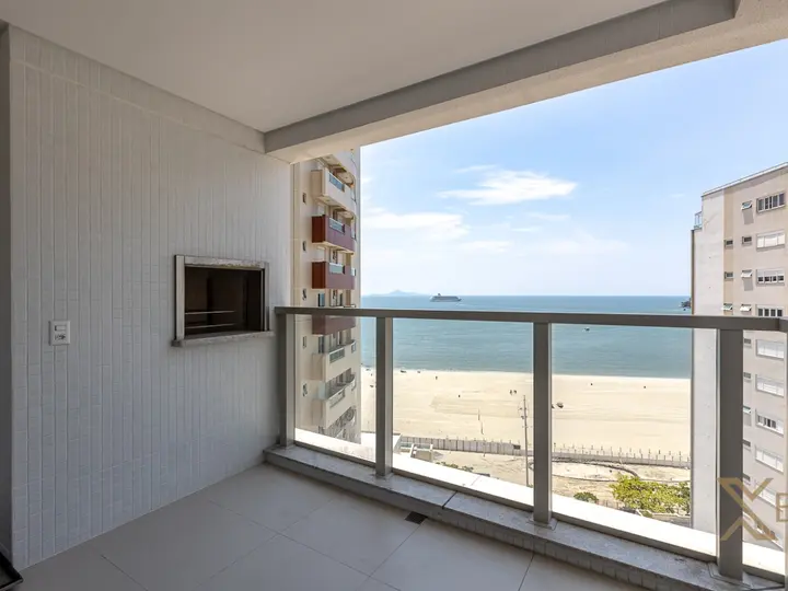 Apartamento com vista para o mar à venda com 04 suítes e 03 Vagas de garagem na Barra Sul em Balneário Camboriú.