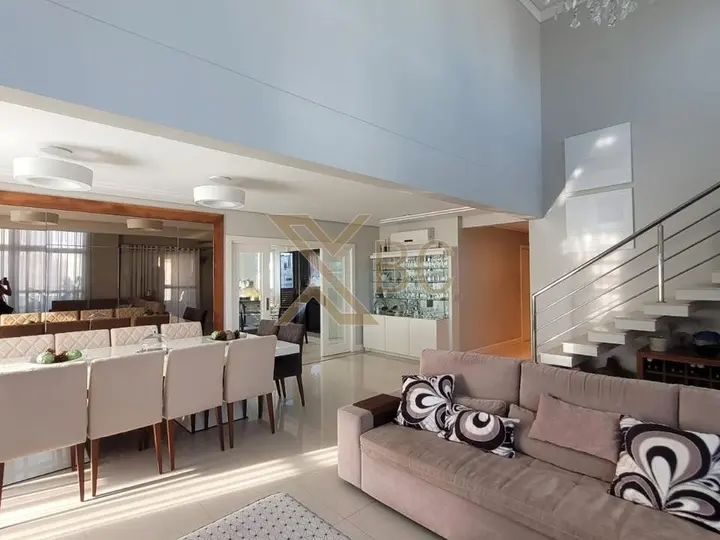 Apartamento à venda no Edifício Vermont - Centro de Balneário Camboriú