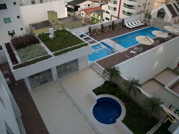 Apartamento Mobiliado à Venda no Sistina Tower - Centro de Balneário Camboriú/SC