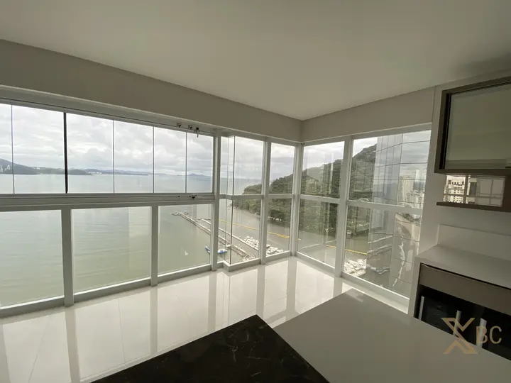 Apartamento Frente Mar à Venda no Ibiza Towers - Barra Sul | Balneário Camboriú/SC