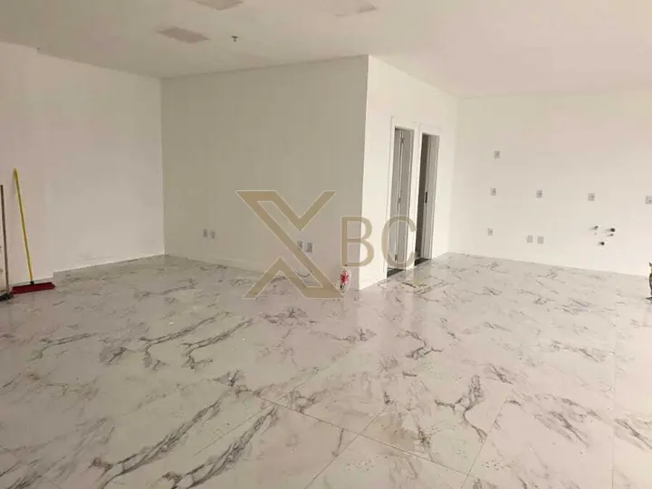 Paganini Tower - Cobertura duplex à venda 4 suítes no Centro