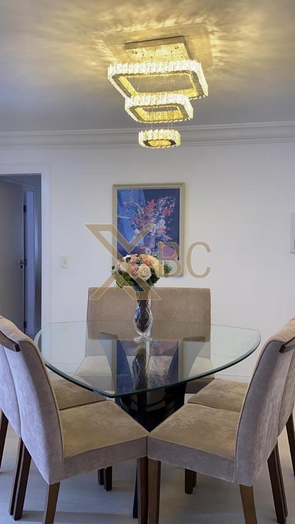 Apartamento à Venda no Edifício Oliveira - Barra Sul, Balneário Camboriú