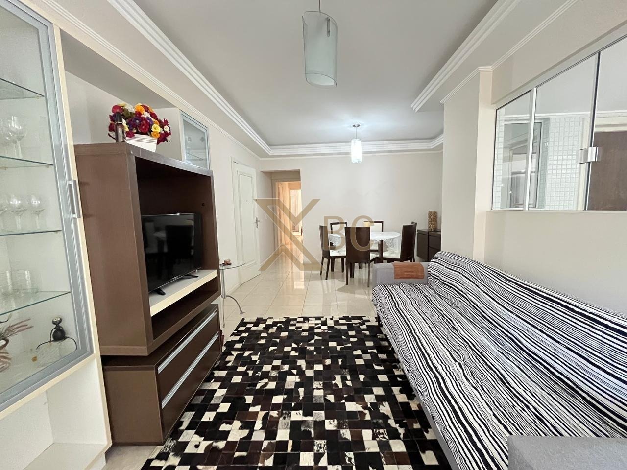 Edifício Ilha de Mikonos - Apartamento para aluguel com 3 dormitórios no Centro de Balneário Camboriú