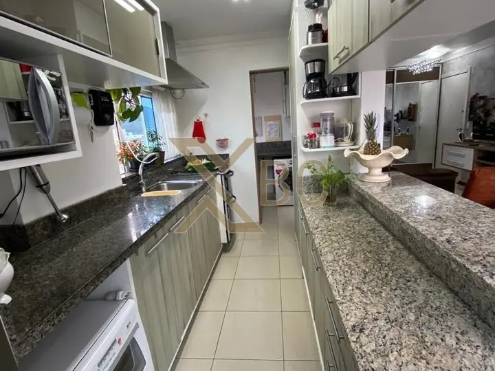 Apartamento à Venda no Edifício Pedro Paulo Faigel - Centro de Balneário Camboriú