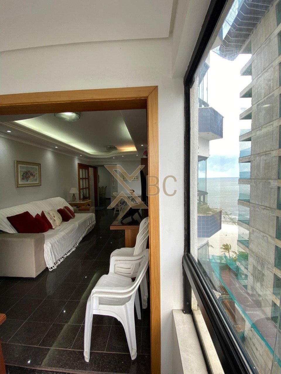 Apartamento à venda no Edifício Maison Royale no Centro de Balneário Camboriú