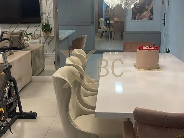 Edifício Itamaraty - Apartamento Frente Mar em Balneário Camboriú