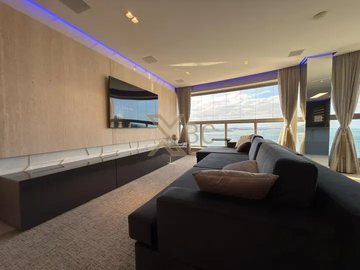 Baturité Lounge House Embraed - Apartamento frente mar com 4 suítes na Barra Sul de Balneário Camboriú