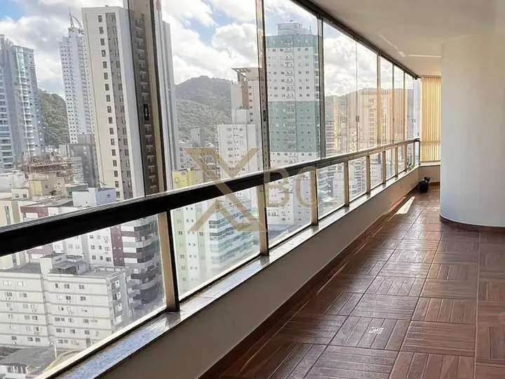 Edifício Boston – Apartamento de Alto Padrão no Centro de Balneário Camboriú