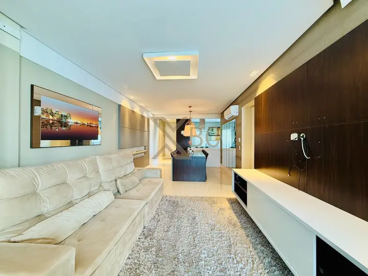 Edifício Le Majestic - Apartamento mobiliado com 3 suítes e 128 m² no Centro de Balneário Camboriú