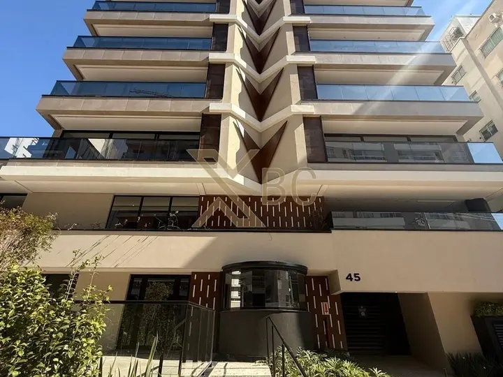 Edifício Brava Vel - Apartamento à venda na Praia Brava em Itajaí