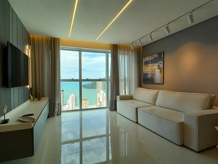Apartamento Vista Mar à Venda no Phoenix Tower - Barra Sul, Balneário Camboriú