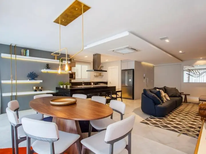 Apartamento de Luxo à Venda no Edifício Ocean Breeze - Centro de Balneário Camboriú
