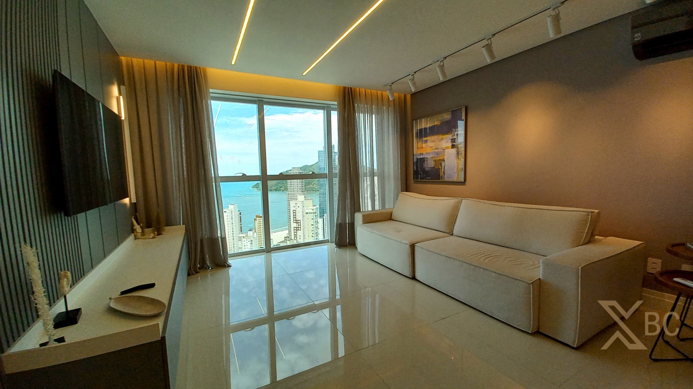 Apartamento Vista Mar à Venda no Phoenix Tower - Barra Sul, Balneário Camboriú