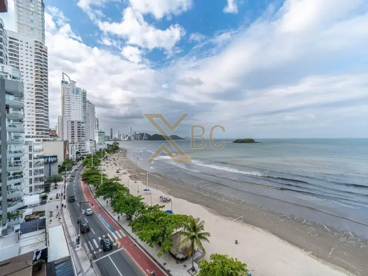 Apartamento Edifício Mediterranee no Centro de Balneário Camboriú