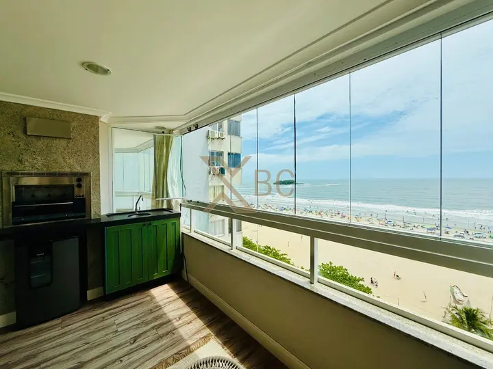 Apartamento Frente Mar para Locação no Edifício Arthur Fischer em Balneário Camboriú