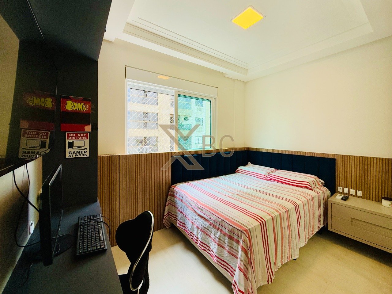 Apartamento à Venda no Centro de Balneário Camboriú - 143 m², 3 Suítes e Lazer Completo - padrao Embraed