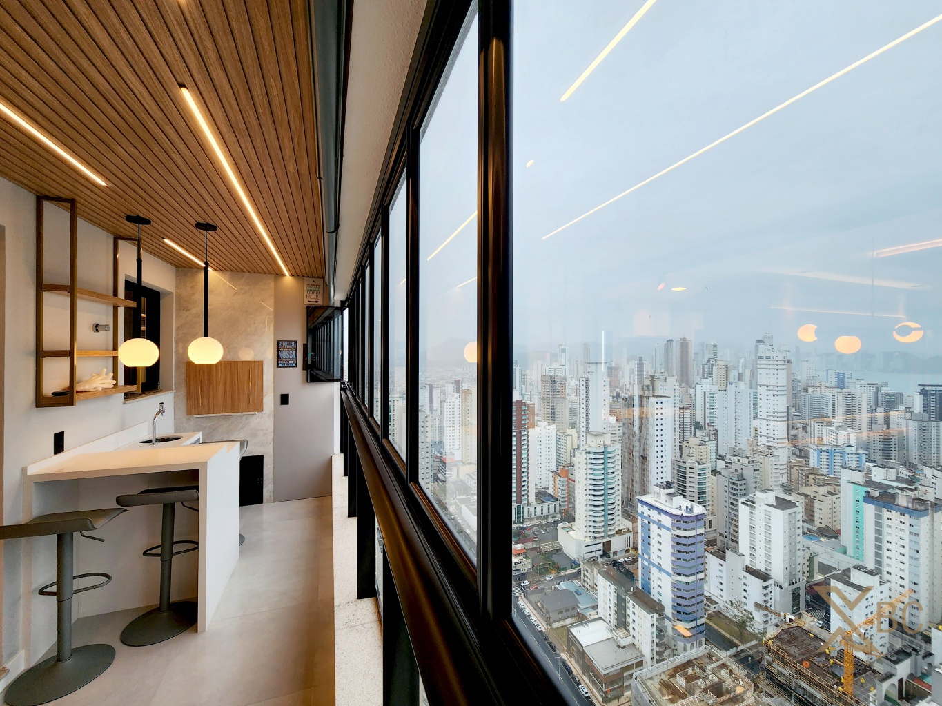Apartamento Mobiliado à Venda no Edifício Argos Residence - Centro Sul de Balneário Camboriú