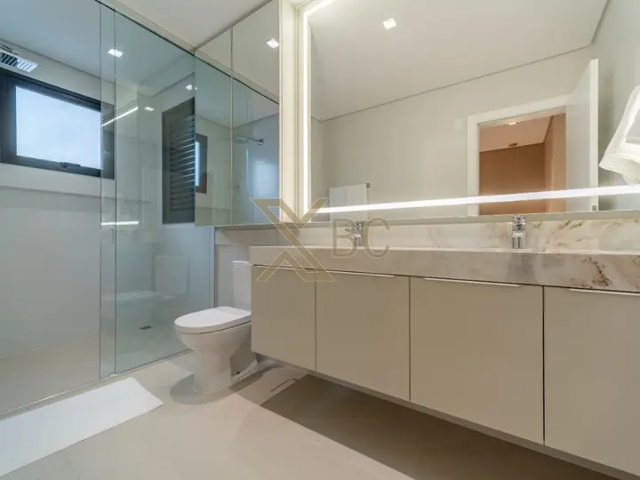 Apartamento 4 dormitórios em Centro Balneário Camboriú