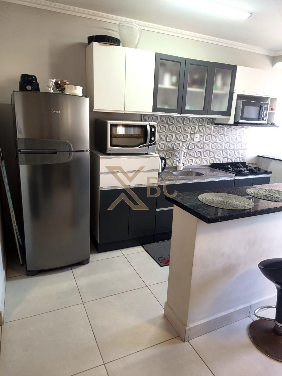 Edifício Mar Vermelho no Bairro Nações em Balneário Camboriú - Apartamento à Venda em Localização Estratégica