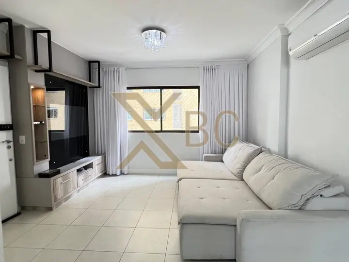 Residencial Akhenaton - Apartamento à venda 3 dormitórios no Centro
