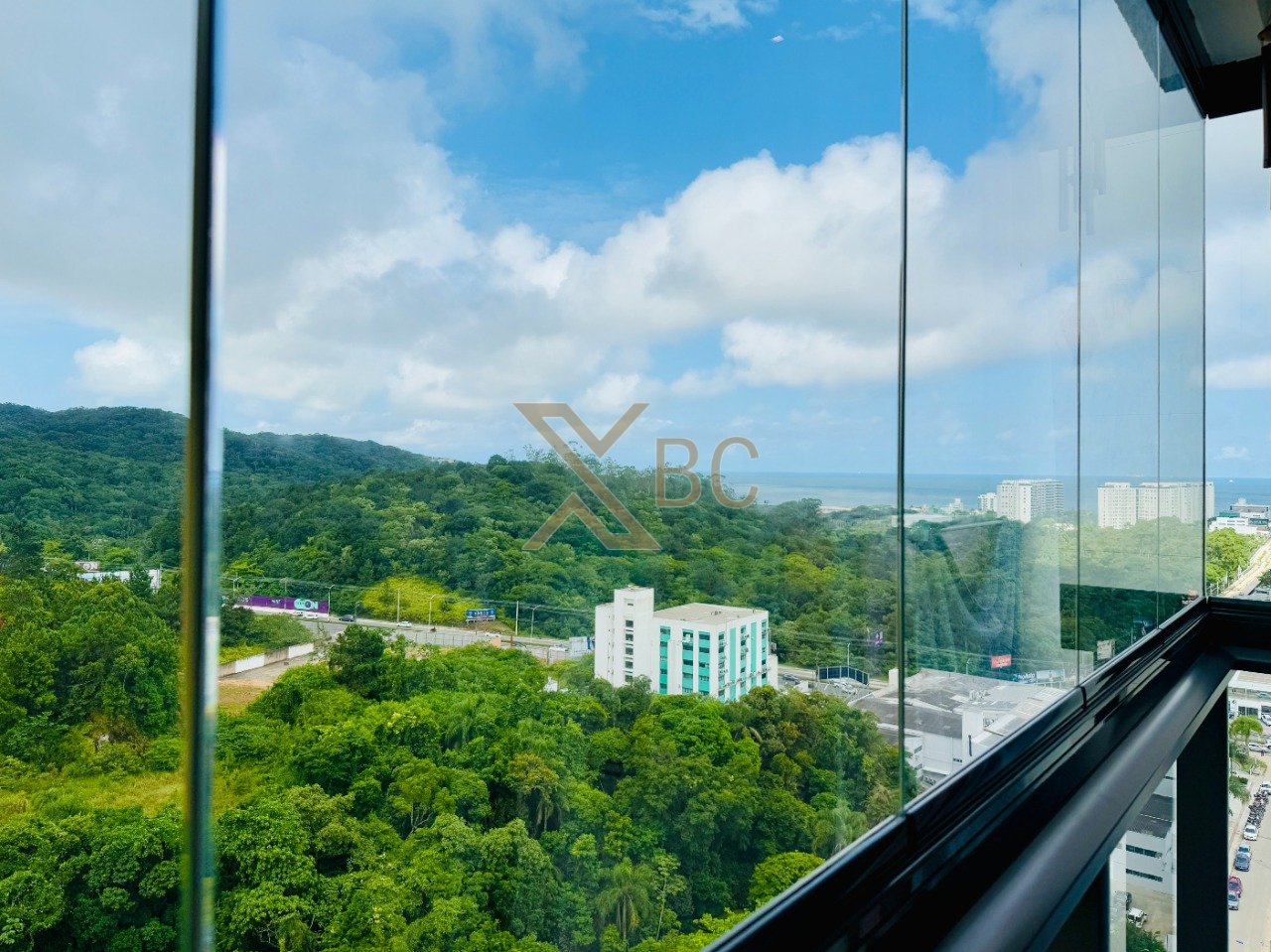 Apartamento 2 dormitórios em Praia Brava de Itajaí Itajaí