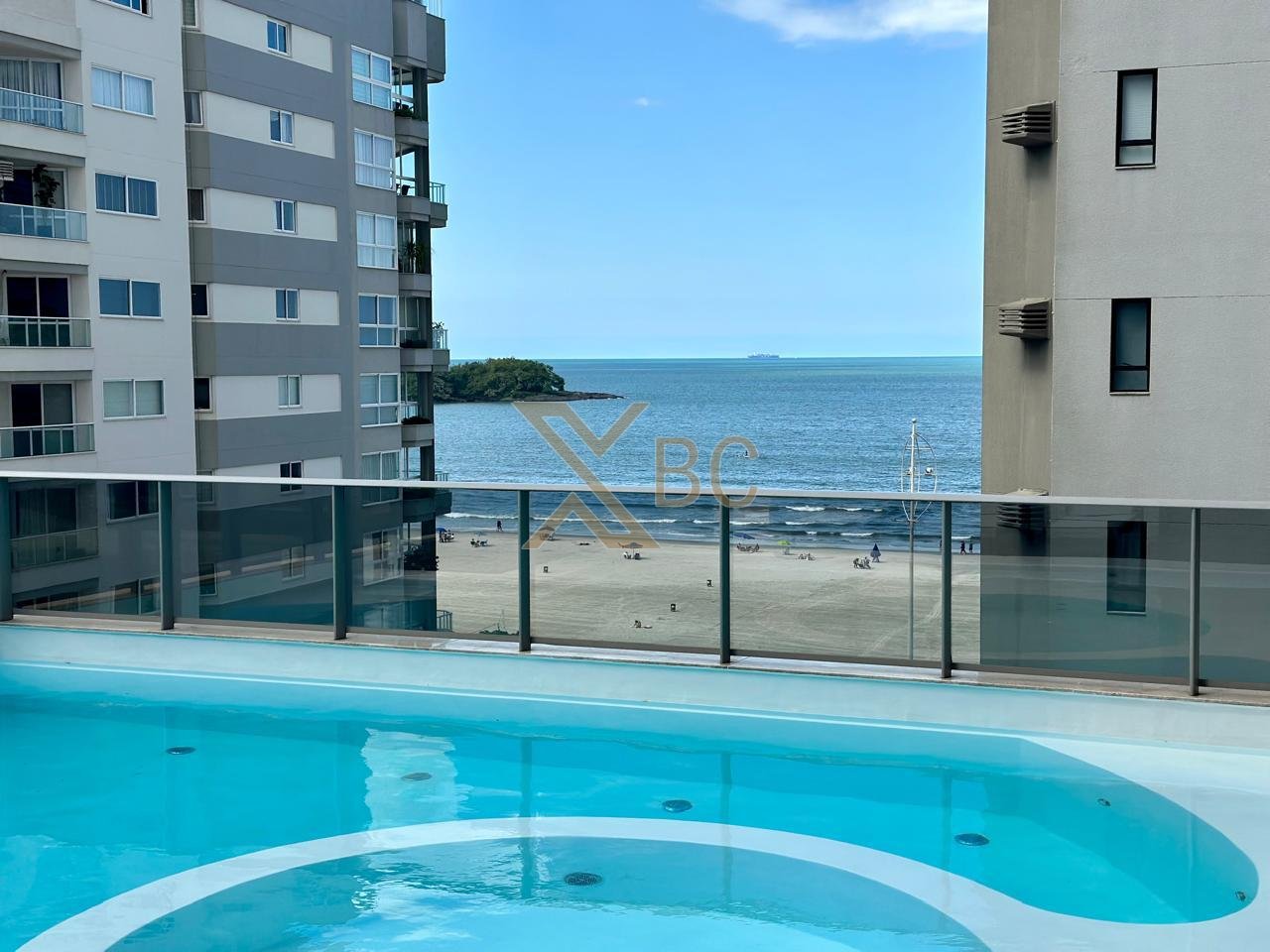 Apartamento diferenciado Quadra mar