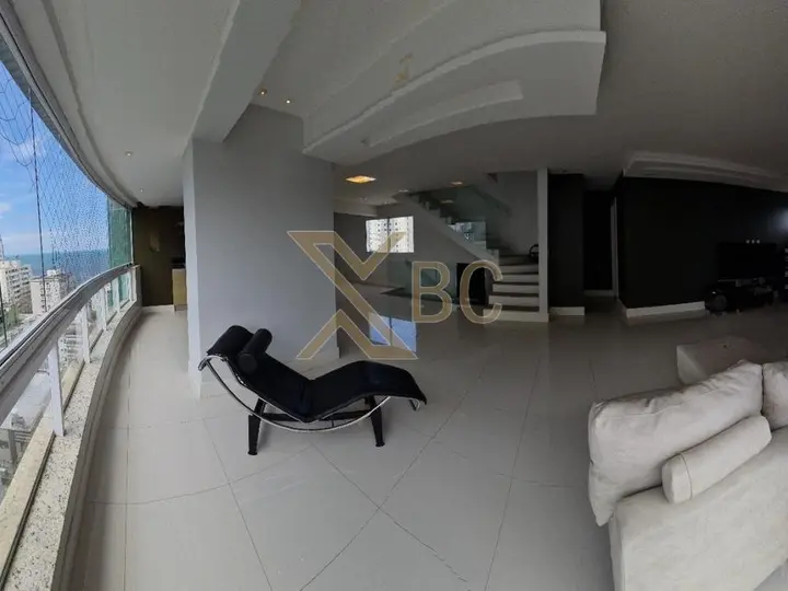 Cobertura Triplex à Venda no Edifício Villagio de Veneza em Balneário Camboriú