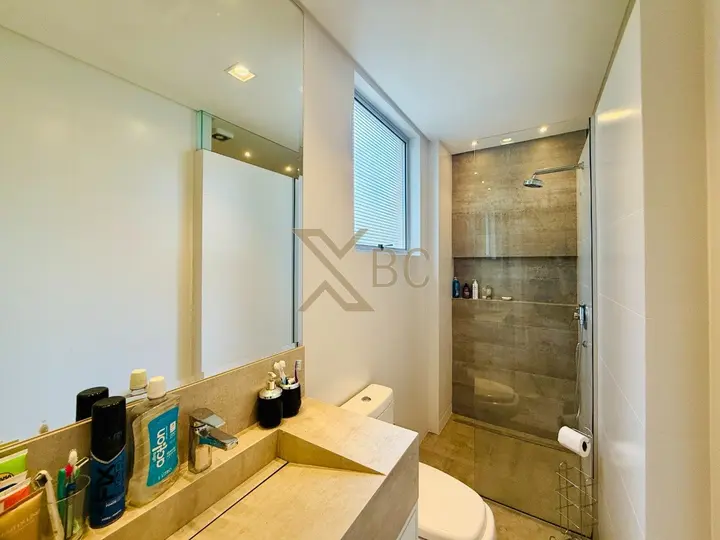 Apartamento à venda 3 suítes no Centro