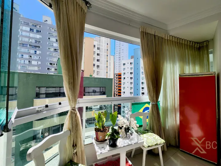 Edifício Grand Royale | Apartamento Mobiliado com 3 Suítes na Barra Sul