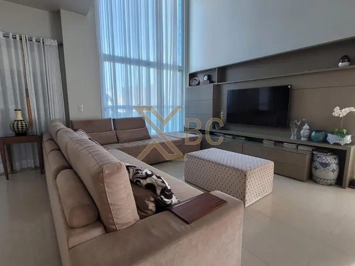 Apartamento à venda no Edifício Vermont - Centro de Balneário Camboriú
