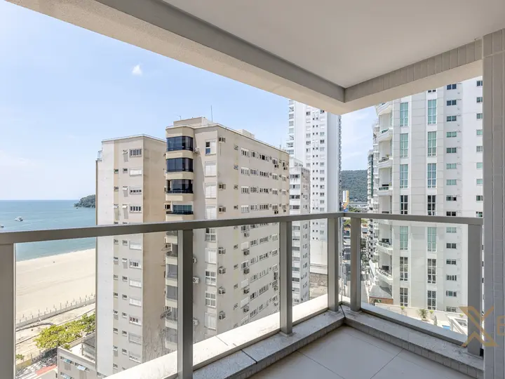 Apartamento com vista para o mar à venda com 04 suítes e 03 Vagas de garagem na Barra Sul em Balneário Camboriú.