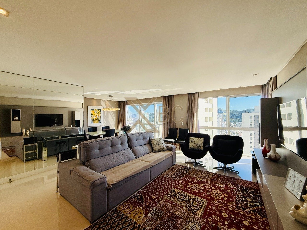 Acqualina Residence - Apartamento de alto padrão com 4 suítes na quadra mar de Balneário Camboriú