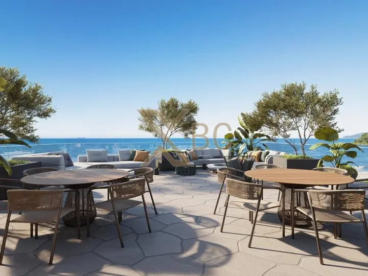 Brava Dreams - Apartamentos de luxo frente mar na Praia Brava com piscina privativa