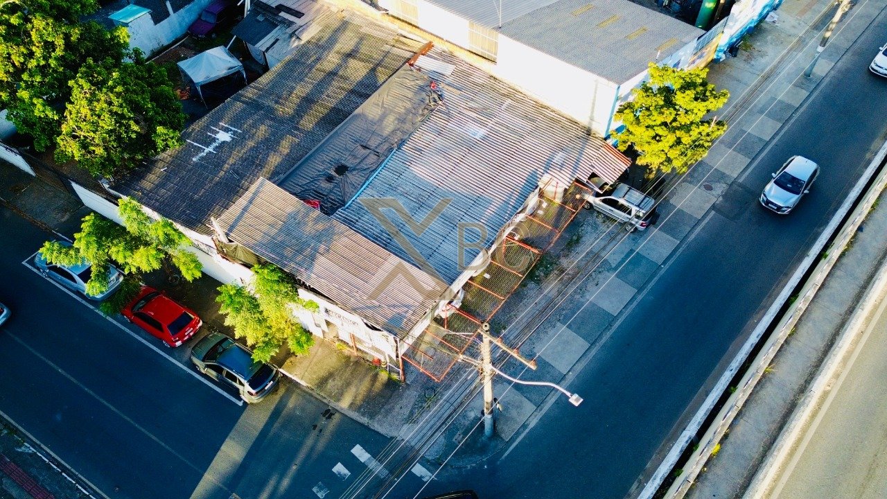 Terreno à Venda no Centro de Balneário Camboriú - Avenida Marginal Leste