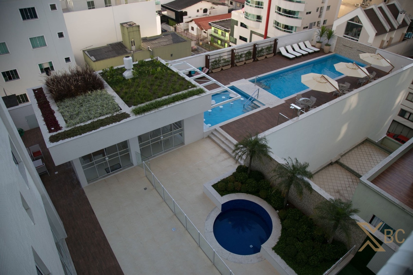 Apartamento Mobiliado à Venda no Sistina Tower - Centro de Balneário Camboriú/SC