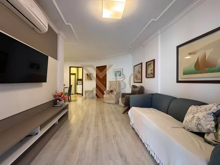 Edifício Morro dos Ventos - Apartamento Mobiliado na Quadra Mar em Balneário Camboriú