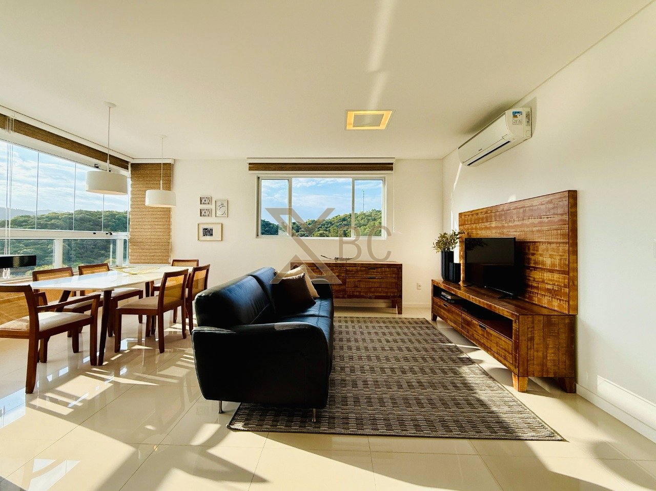 Apartamento com Vista para o Mar à Venda em Balneário Camboriú - Edifício Farol Ponta do Mel