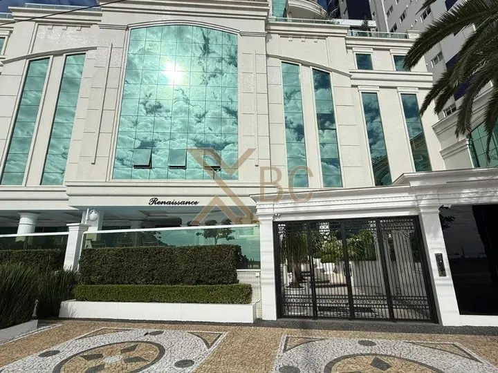 Edifício Renaissance - Apartamento frente mar com 4 suítes e 268m² na Barra Sul de Balneário Camboriú