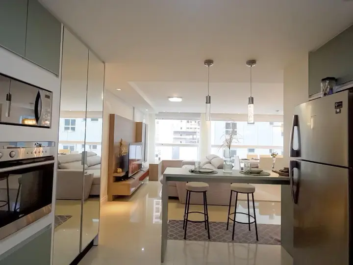 Imóvel Quadra Mar Edifício Palm Beach em Balneário Camboriú | 4 Dormitórios, Mobiliado