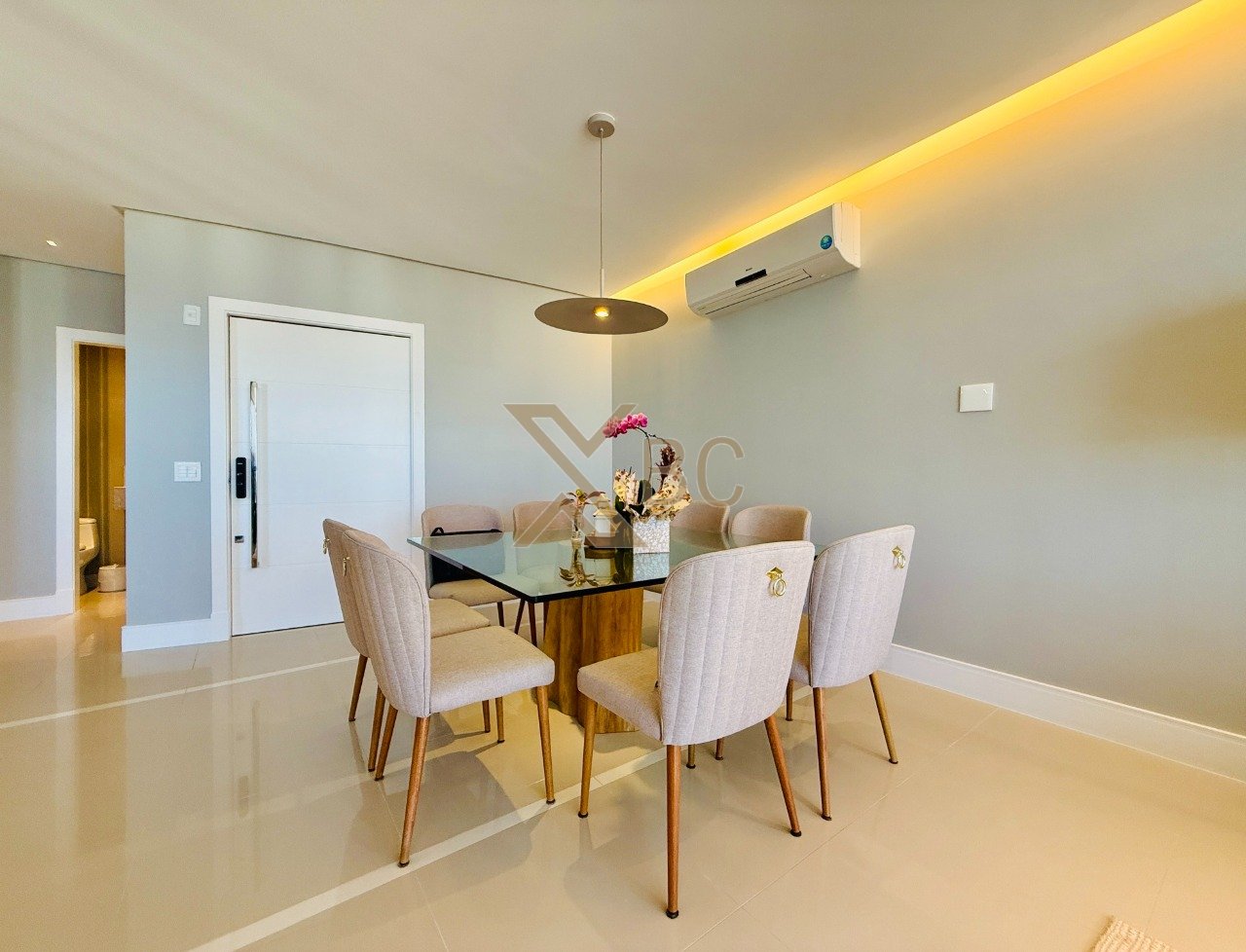 Apartamento à Venda no Edifício Spazio Bianco em Balneário Camboriú