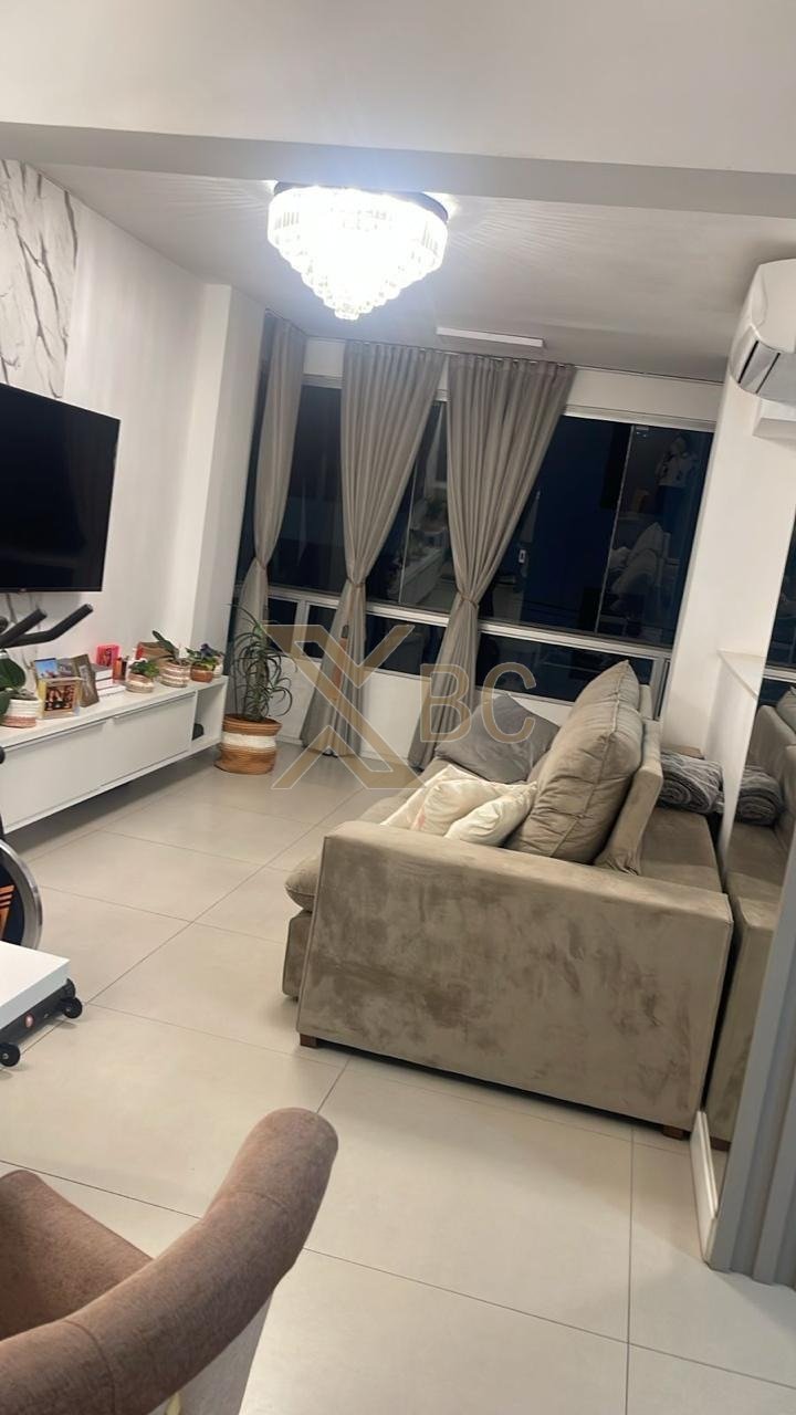Edifício Itamaraty - Apartamento Frente Mar em Balneário Camboriú