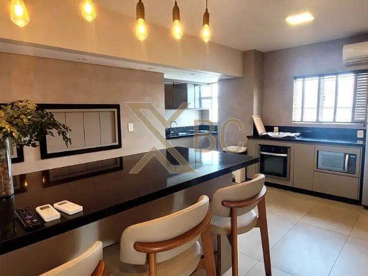 Apartamento à venda na Avenida Atlântica - 3 quartos com vista mar no Centro de Balneário Camboriú