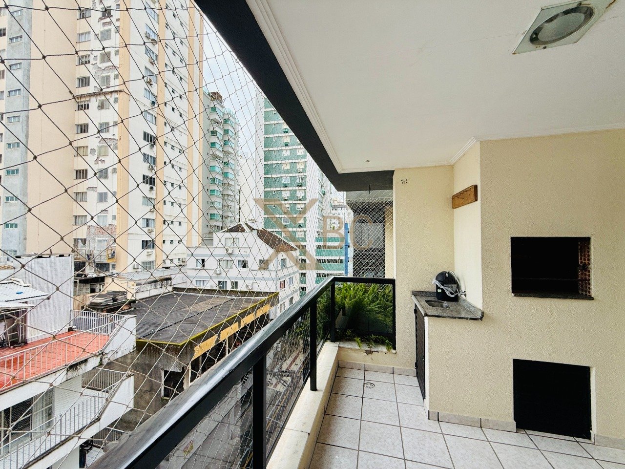 Apartamento Duplex à Venda no Residencial Natalia - Centro de Balneário Camboriú