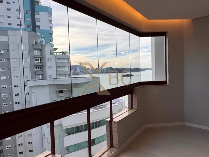 Condomínio Residencial Notre Dame - Apartamento frente mar em Balneário Camboriú