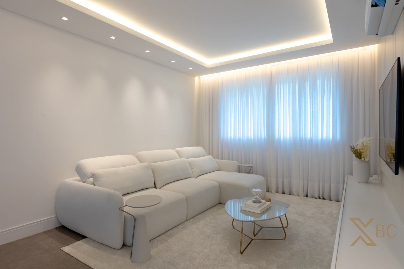 Apartamento Novo e Mobiliado à Venda no Edifício Villa Alba - Centro de Balneário Camboriú | 4 Suítes e 3 Vagas