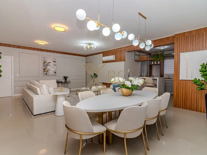 Edifício Rovere Della Luna - Apartamento com 1 suíte + 2 demi-suítes, mobiliado e decorado no Centro de Balneário Camboriú